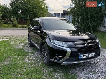 Авто Mitsubishi Outlander 2016 № 8963897