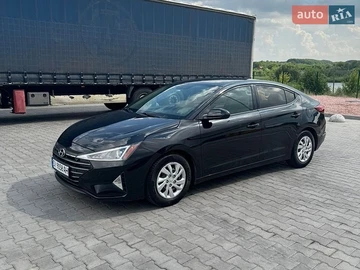 Авто Hyundai Elantra 2019 № 8963904