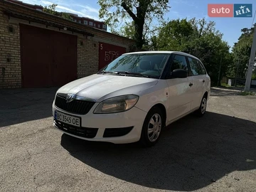 Авто Skoda Fabia 2010 № 8964196