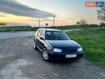 Авто Volkswagen Golf 2002 № 8964199