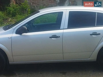 Авто Opel Astra 2011 № 8964215