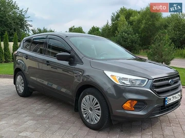 Авто Ford Escape 2017 № 8964386