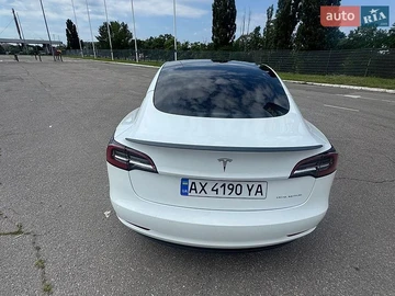 Авто Tesla Model 3 2022 № 8964563