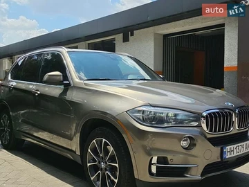 Авто BMW X5 2018 № 8964574