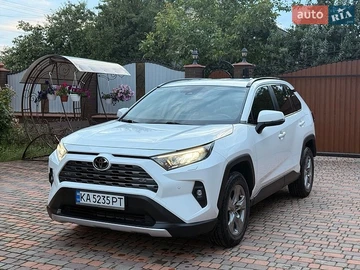Авто Toyota Rav4 2022 № 8964577