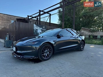 Авто Tesla Model 3 2024 № 8964581