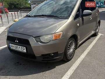 Авто Mitsubishi Colt 2010 № 8964750