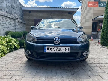Авто Volkswagen Golf 2010 № 8964831