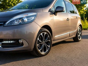 Авто Renault Grand Scenic 2015 № 8964891