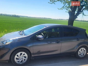 Авто Toyota Aqua 2019 № 8965031