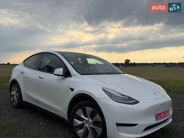 Авто Tesla Model Y 2021 № 8965052