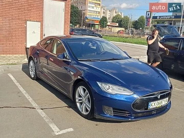 Авто Tesla Model S 2015 № 8965082