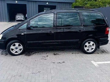 Авто Ford Galaxy 2001 № 8965266