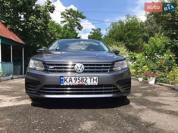Авто Volkswagen Passat 2017 № 8965409