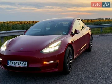 Авто Tesla Model 3 2021 № 8965414