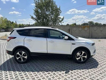 Авто Ford Escape 2017 № 8965598