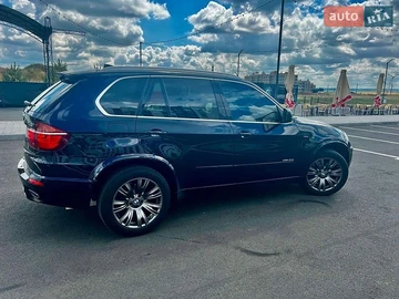 Авто BMW X5 2011 № 8965610
