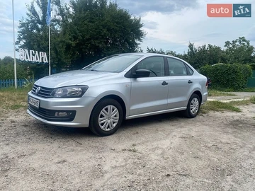 Авто Volkswagen Polo 2018 № 8965703