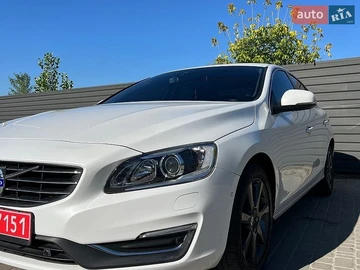 Авто Volvo S60 2015 № 8965801
