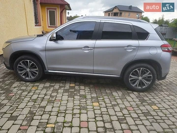 Авто Peugeot 3008 2017 № 8966109