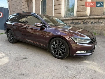 Авто Volkswagen Passat 2015 № 8966125