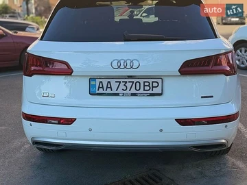 Авто Audi Q5 2019 № 8966219