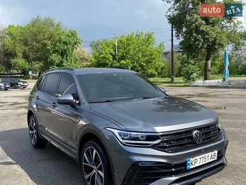 Авто Volkswagen Tiguan 2022 № 8966227