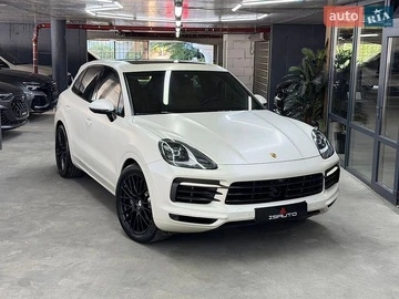 Авто Porsche Cayenne 2017 № 8966239