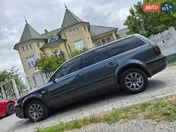 Авто Volkswagen Passat 2001 № 8966314