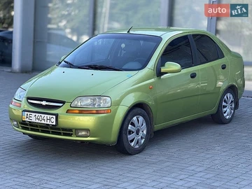 Авто Chevrolet Aveo 2005 № 8966317