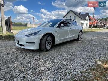 Авто Tesla Model 3 2023 № 8966637