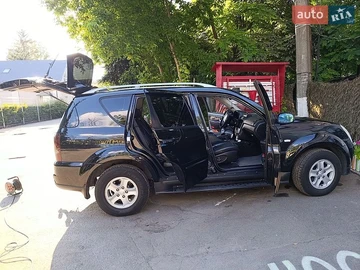 Авто SsangYong Rexton 2010 № 8966865