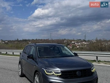 Авто Volkswagen Tiguan 2024 № 8967183