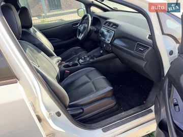 Авто Nissan Leaf 2018 № 8967402