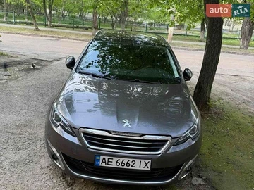 Авто Peugeot 308 2015 № 8967531