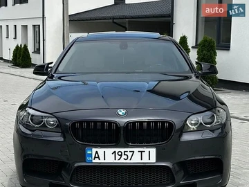 Авто BMW 5 Series 2012 № 8967604