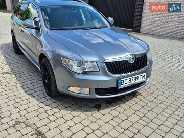 Авто Skoda Superb 2012 № 8967607