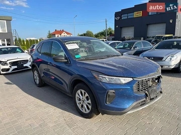 Авто Ford Escape 2023 № 8967618
