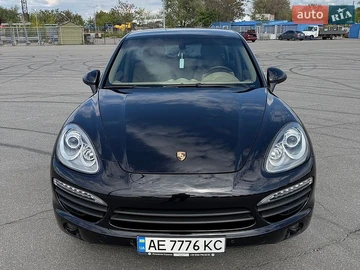 Авто Porsche Cayenne 2013 № 8967889