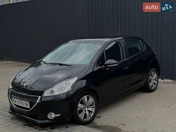 Авто Peugeot 208 2013 № 8968164