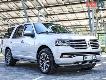 Авто Lincoln Navigator 2016 № 8968261