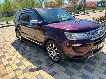 Авто Ford Explorer 2018 № 8968322
