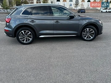 Авто Audi Q5 2022 № 8968342