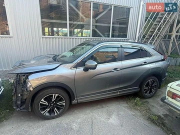 Авто Mitsubishi Eclipse Cross 2021 № 8968699