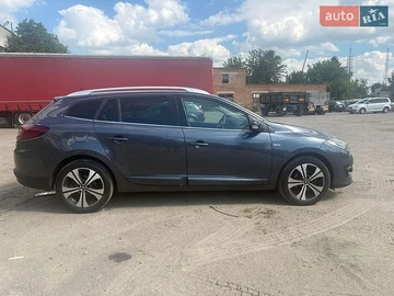 Авто Renault Megane 2015 № 8968710