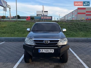 Авто Toyota Fortuner 2007 № 8969257
