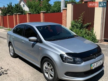 Авто Volkswagen Polo 2011 № 8969463