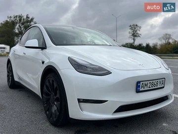 Авто Tesla Model Y 2023 № 8969691