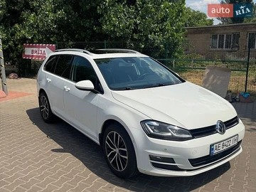 Авто Volkswagen Golf 2015 № 8970391