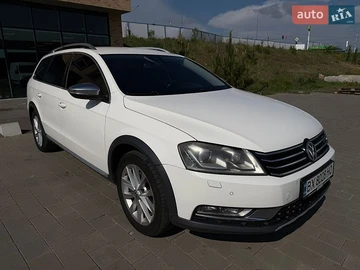 Авто Volkswagen Passat 2012 № 8970399